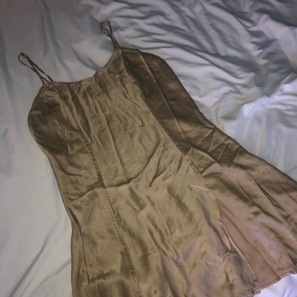 VICTORIA SECRET Tan Velvet Night Slip